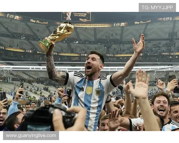 梅西与哈兰德的巅峰对决阿根廷世界杯小组赛前瞻分析